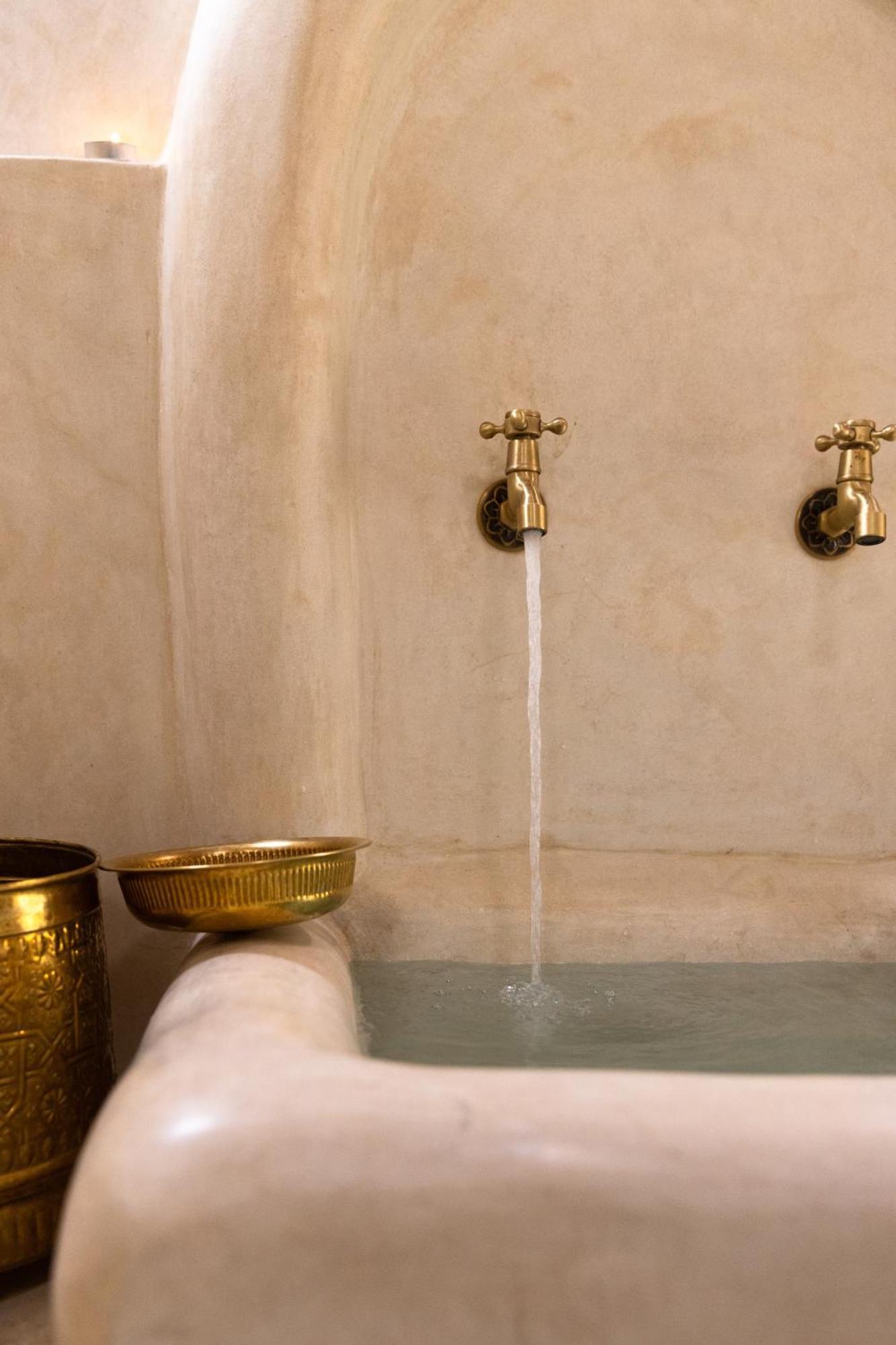 אסאוירה Mama Lova Hotel, Riad, Restaurant & Spa מראה חיצוני תמונה